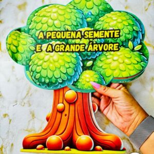 História: A Pequena Semente e a Grande Árvore