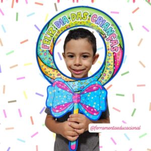  Moldura para fotos tema Doces Dia das Crianças 