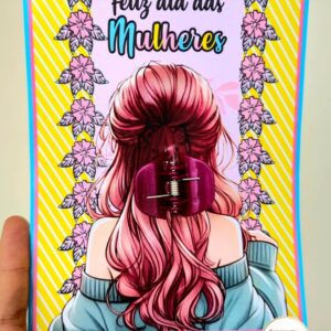 Lembrancinha com presilha Dia da Mulher